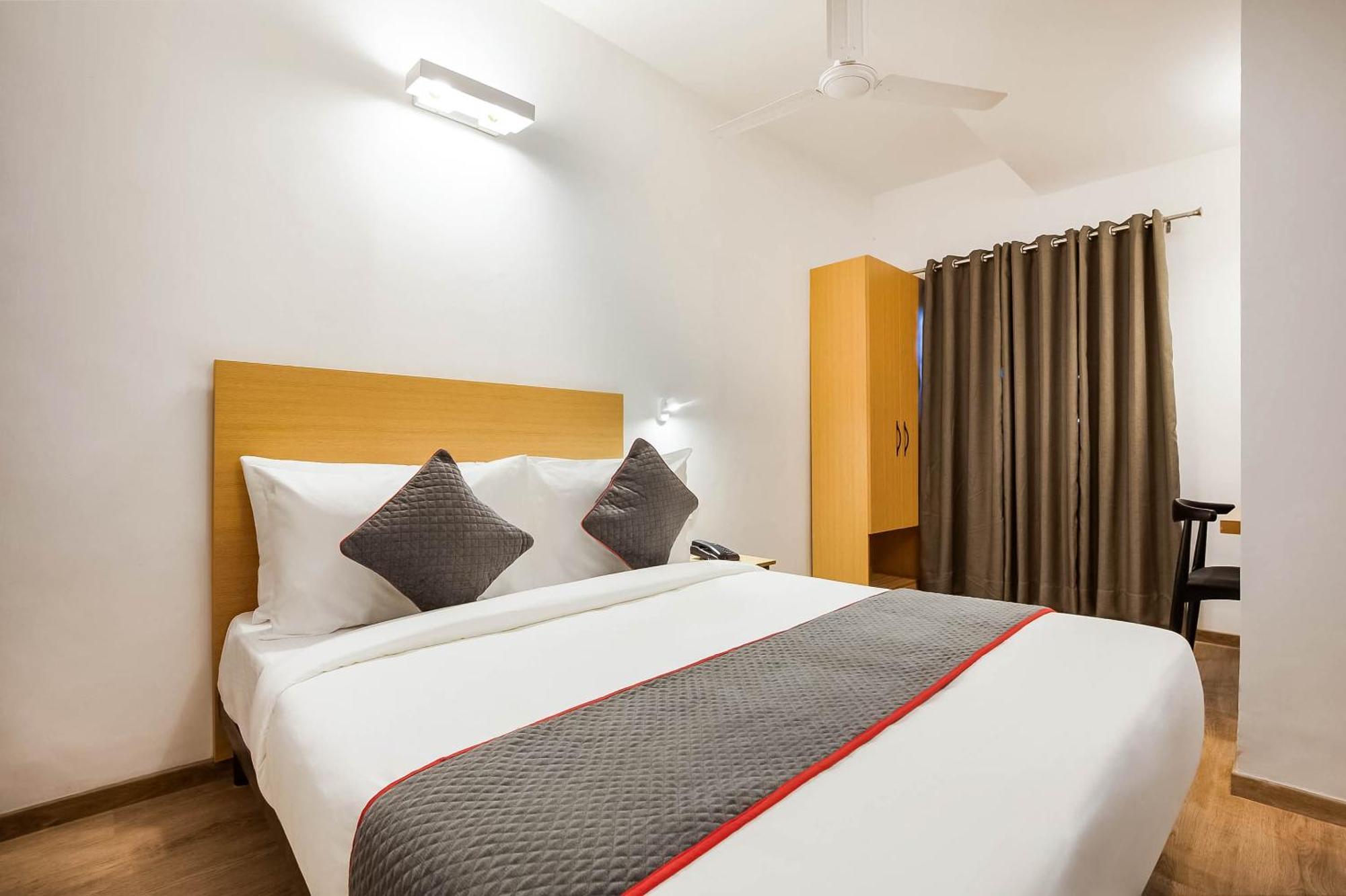 Super Townhouse Lords Inn Regency Mānglia 외부 사진