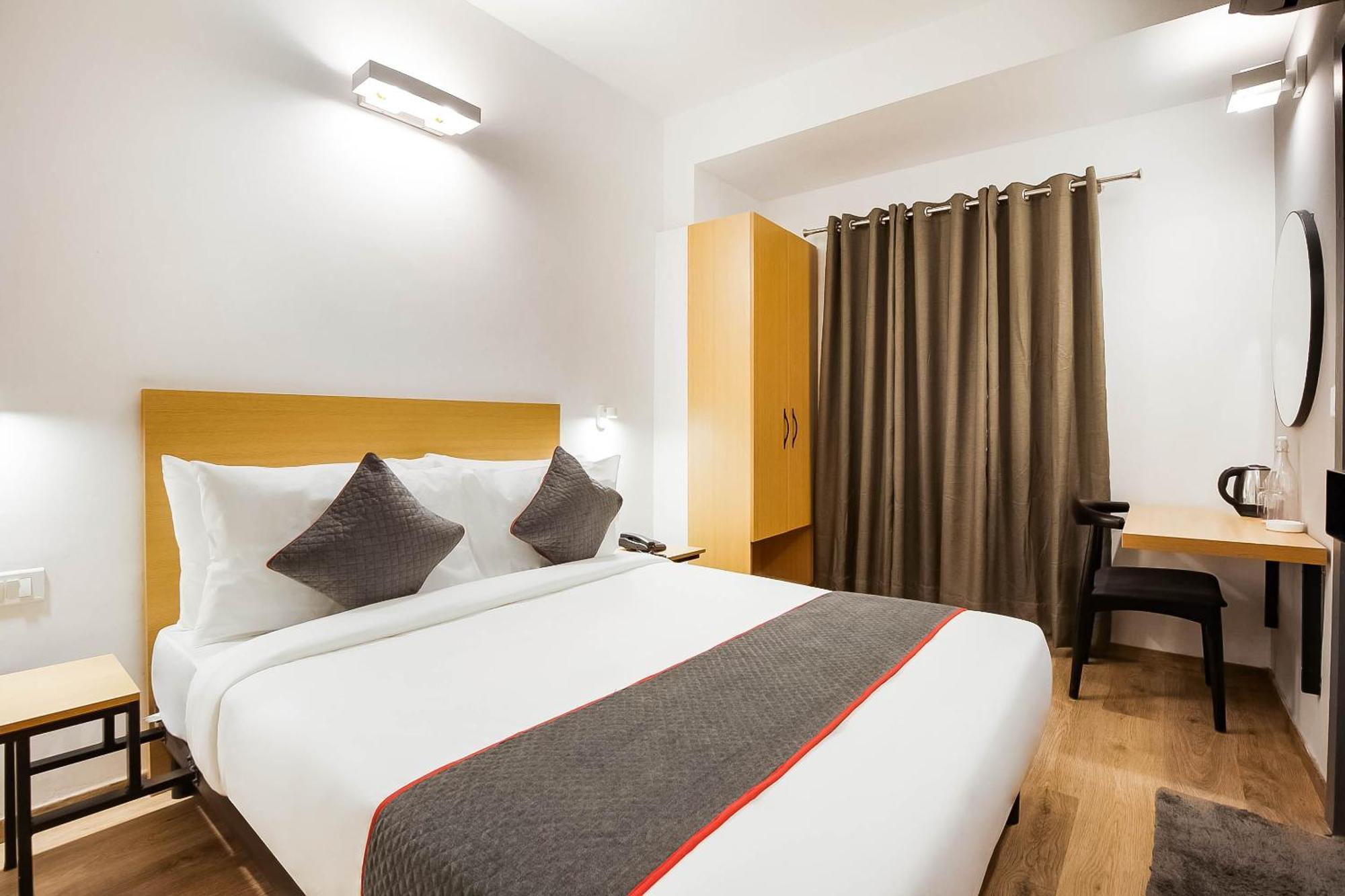 Super Townhouse Lords Inn Regency Mānglia 외부 사진