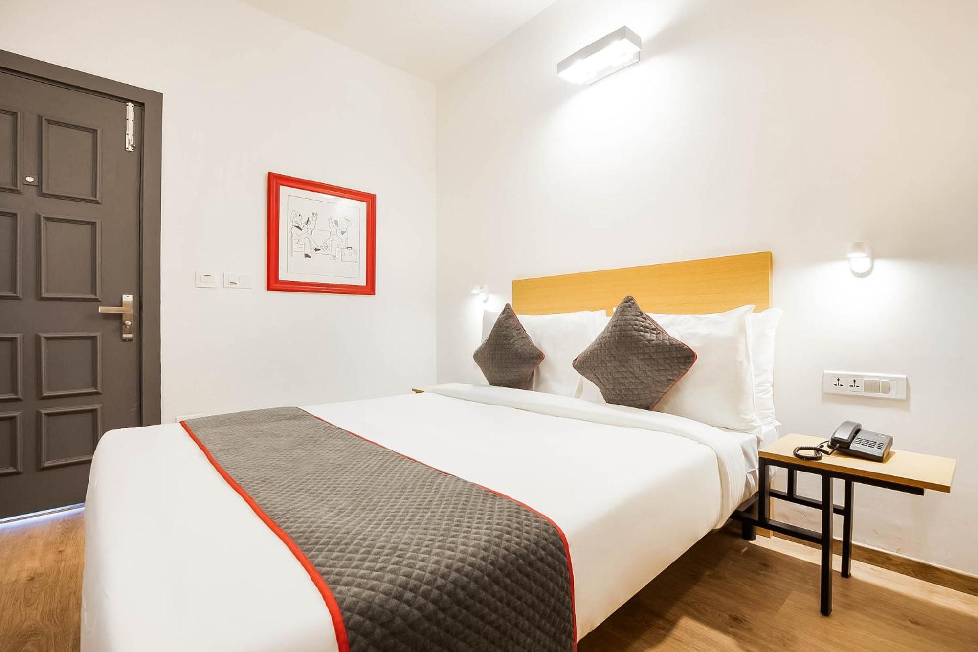 Super Townhouse Lords Inn Regency Mānglia 외부 사진