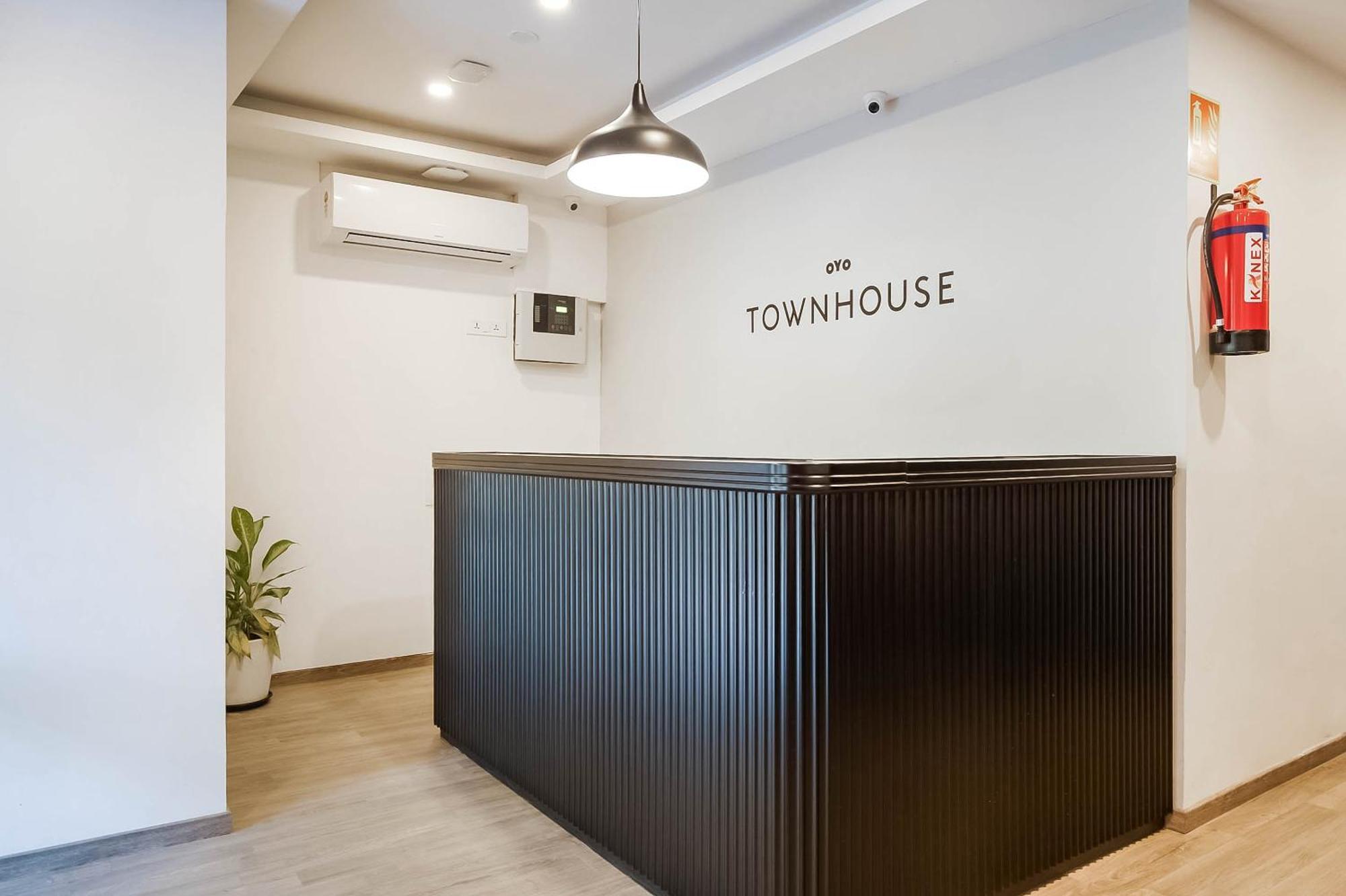 Super Townhouse Lords Inn Regency Mānglia 외부 사진